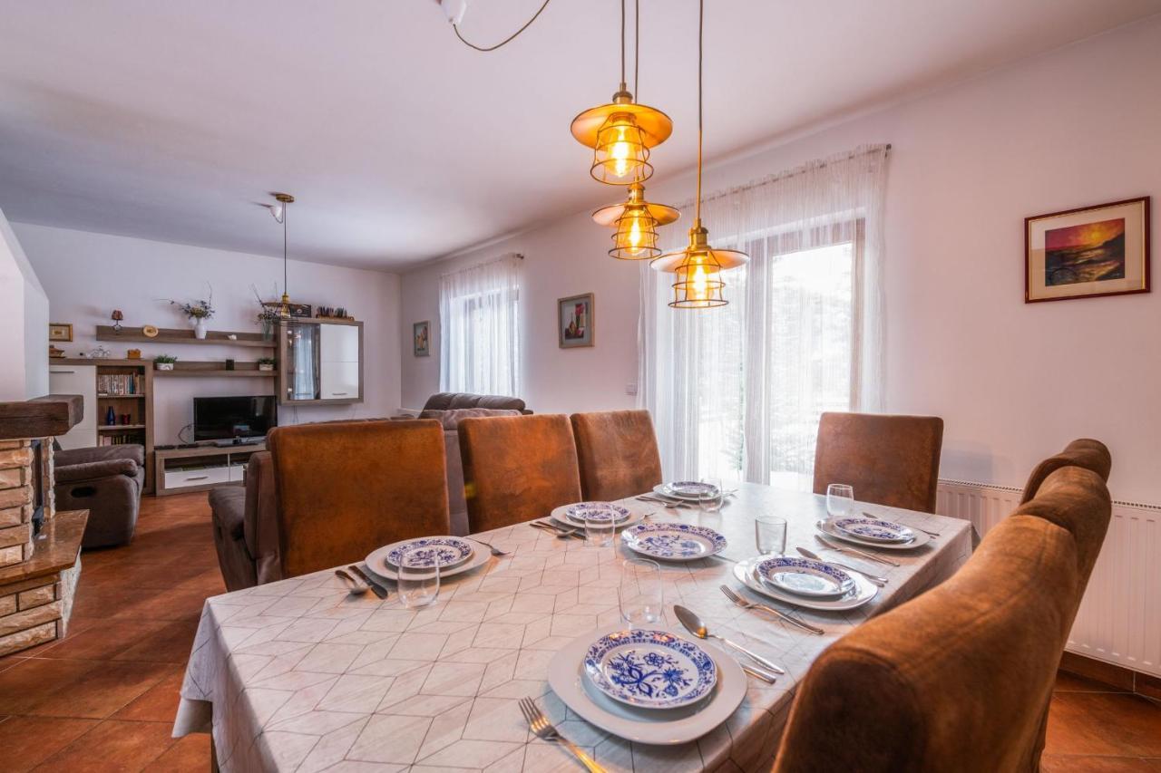 Holiday Home Tisa Rudanovac Buitenkant foto